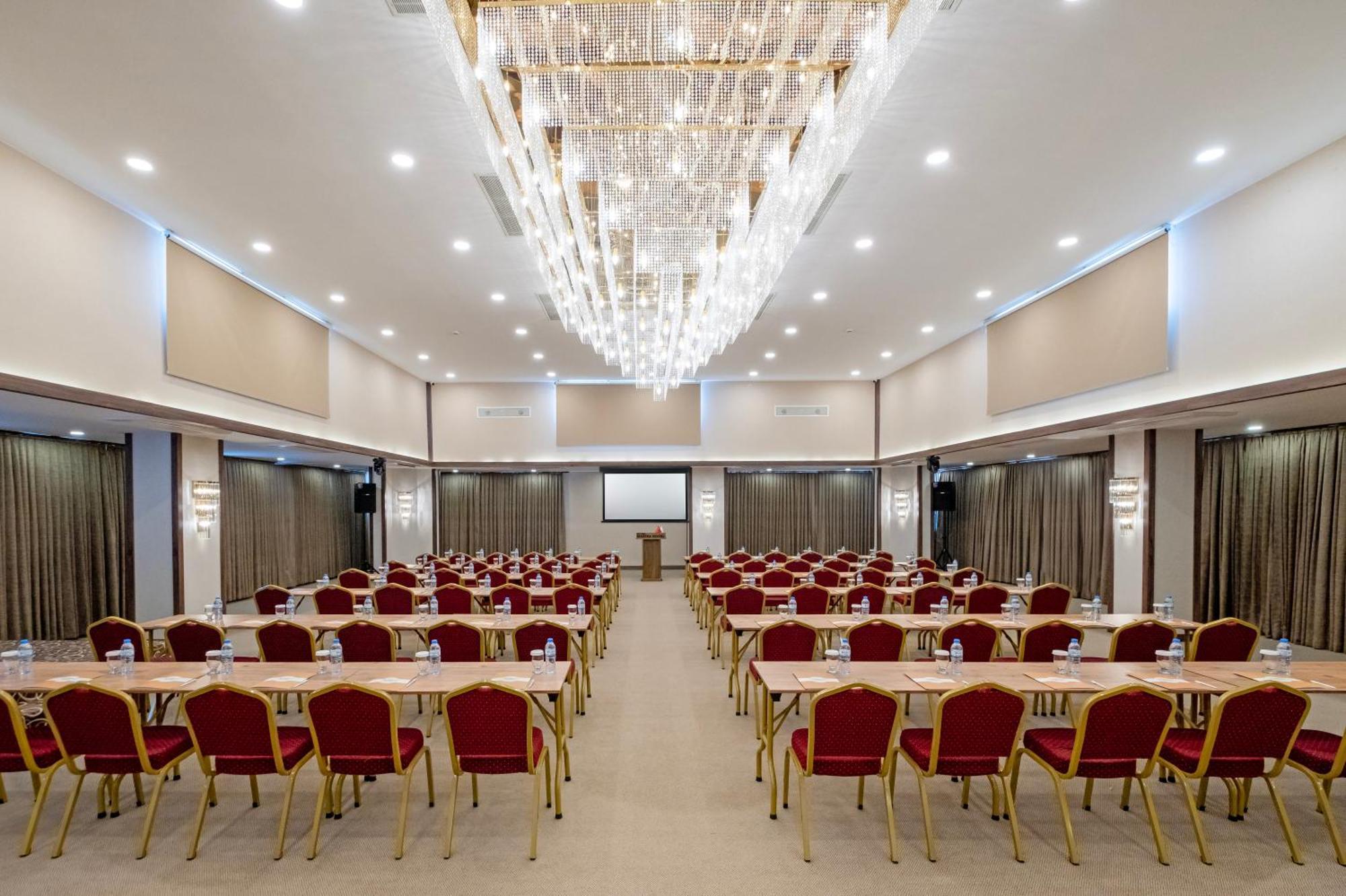 Park Dedeman Mersin Marina Çiftlik Eksteriør bilde